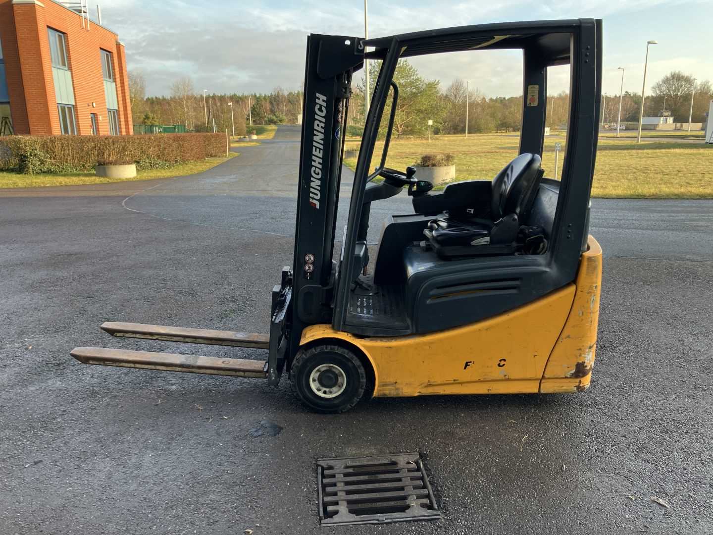 JUNGHEINRICH EFG 216k